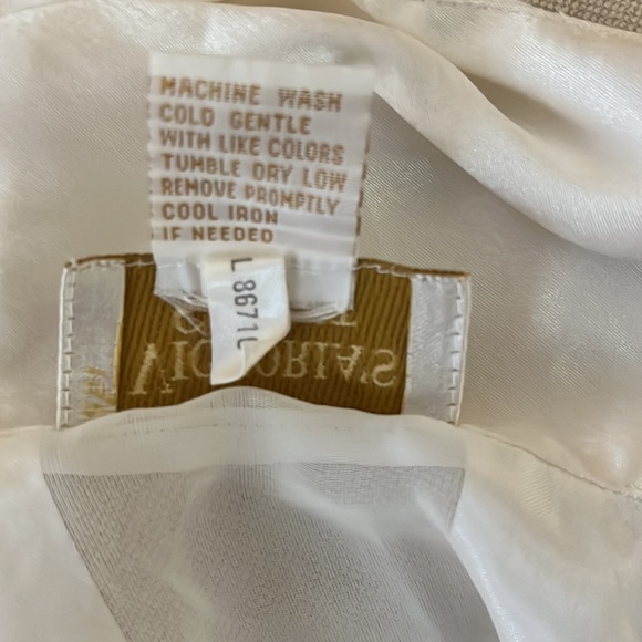 VINTAGE VICTORIA'S SECRET Gold Tag KIMONO ROBE w
Wrap w/SATIN TRIM - Picture 4 of 4